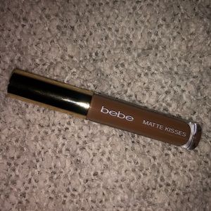(UNOPENED) brown matte kisses lipstick liquid